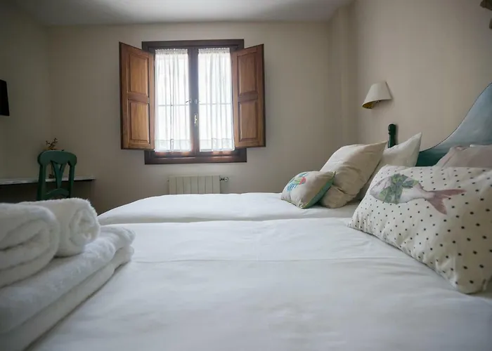 게스트하우스 La Fuentona De 3*